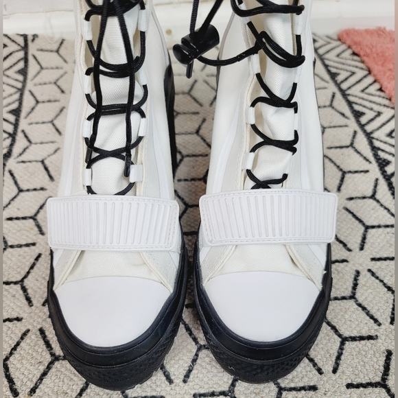 CONVERSE CHUCK TAYLOR ALL STAR GR82 PLATFORM WOMEN'S BOOTS in WHITE, sz 6 - Picture 3 of 16